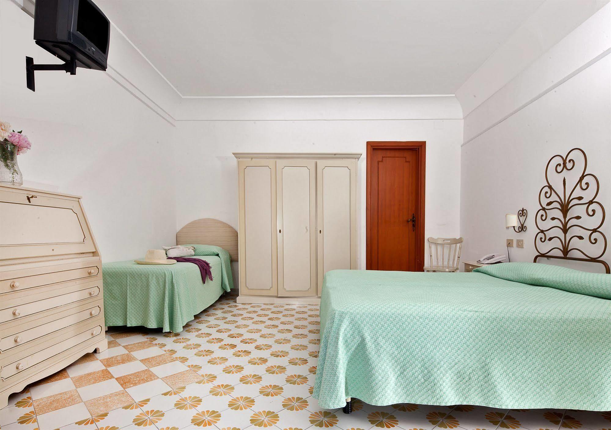Hotel Vittoria Positano Kültér fotó